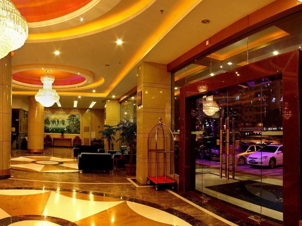 Shanshui Fashion Hotel Paifang Park Zhaoqing Esterno foto