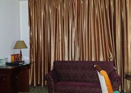 Shanshui Fashion Hotel Paifang Park Zhaoqing Esterno foto